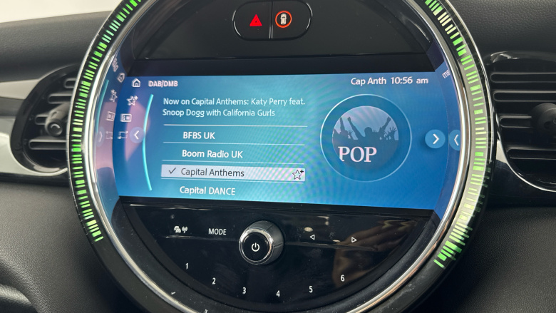 MINI Hatchback 1.5 Cooper Classic 3dr Auto [Comfort/Nav Pack] Petrol Hatchback